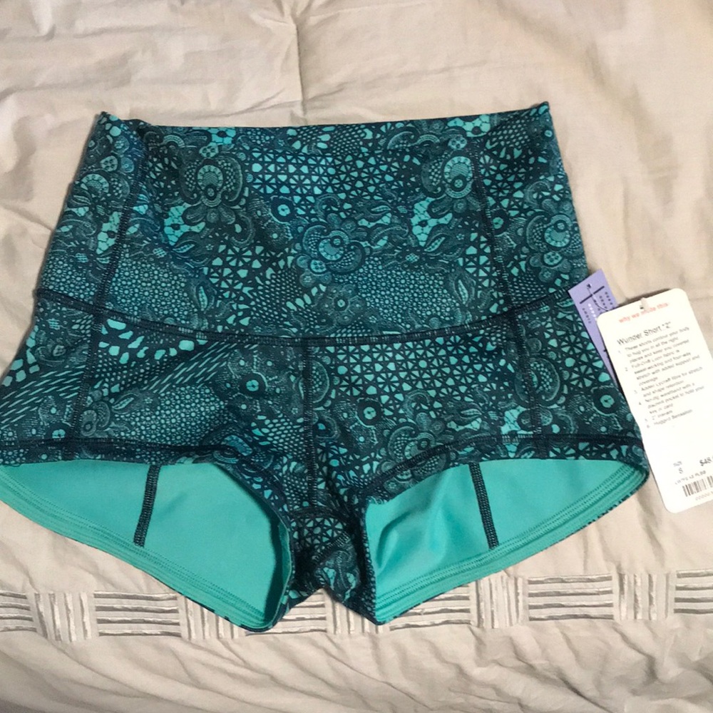Lulu lemon shorts